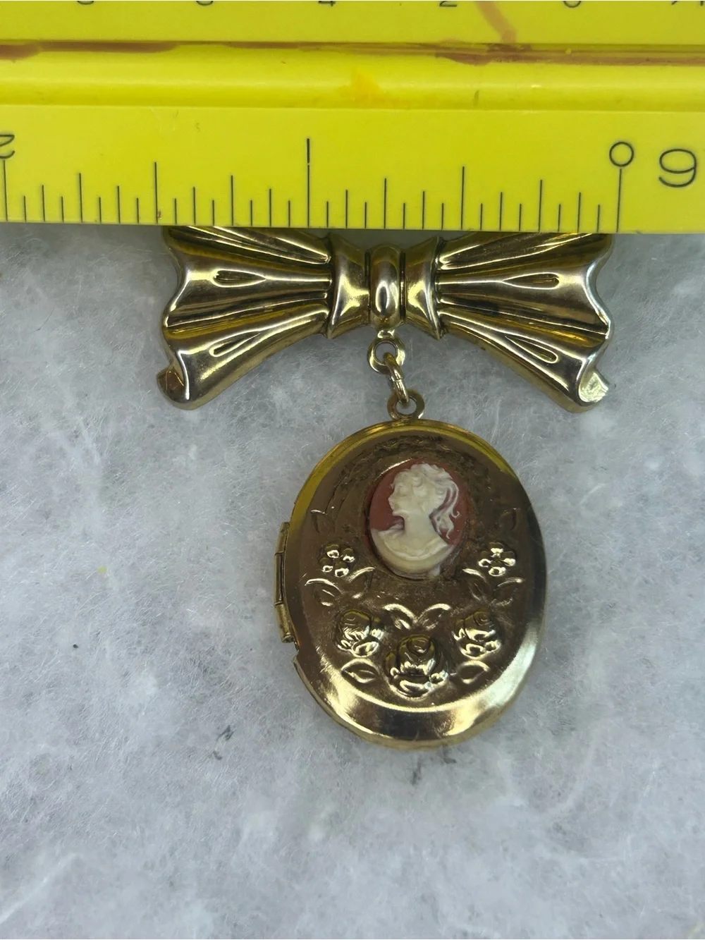 Vintage Gold Tone Bow & Cameo Locket Brooch (c. 1970s–1980s)